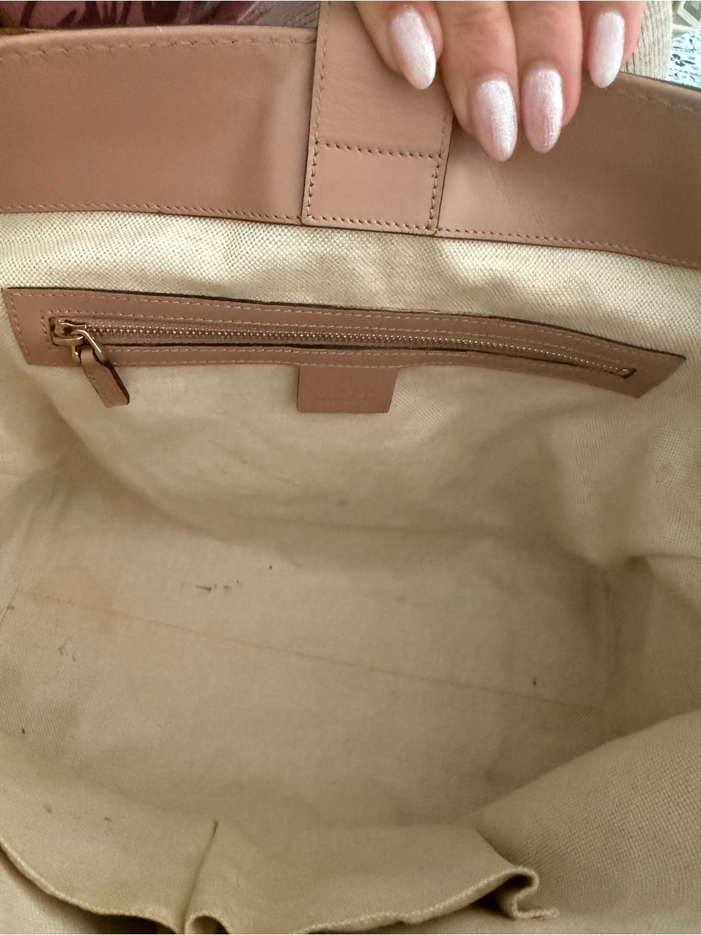 Gucci GG Canvas Tote Bag Tan Leather Trim Small/Medium Classic Monogram - Picture 8 of 9